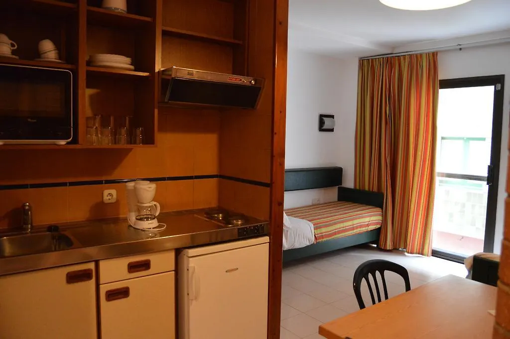 Apartaments Rosanna Lloret de Mar 0*,