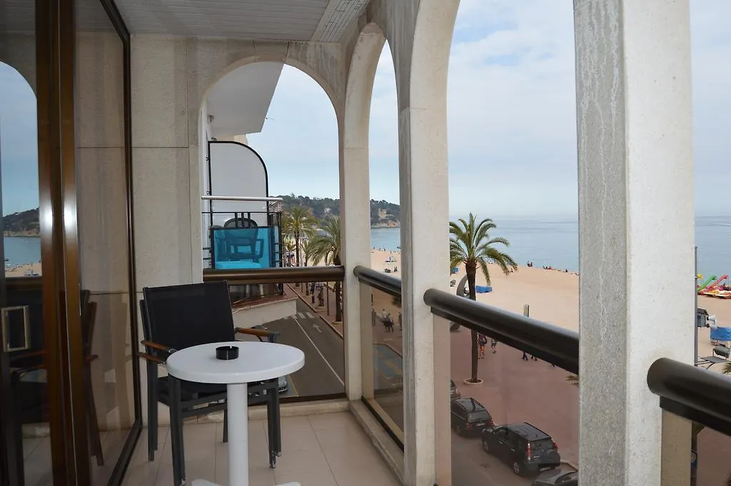 Apartment Apartaments Rosanna Lloret de Mar